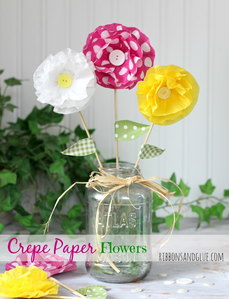 How to make Crepe Paper Flowers. All you need is pretty Crepe Paper and hot glue. Such an inexpensive and pretty way to decorate! 