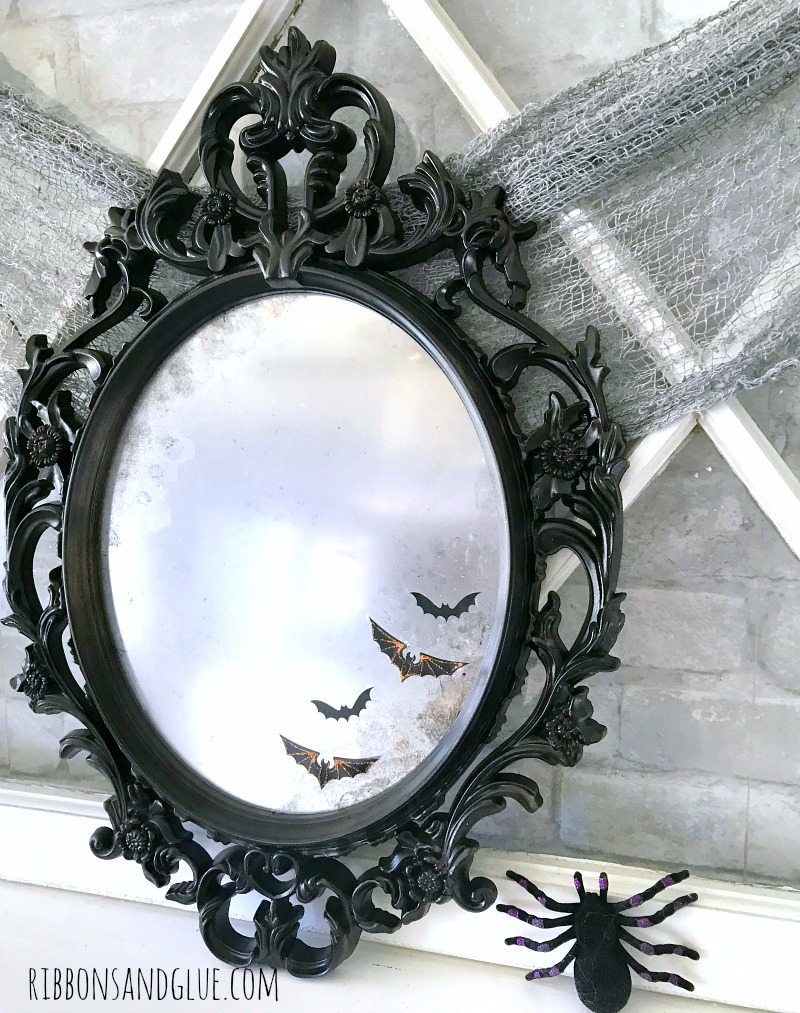 DIY Spooky Halloween Mirror